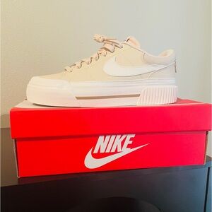 NWT Nike Court Legacy Lift